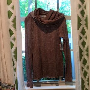 Free people beach cocoon cool neck pullover!!